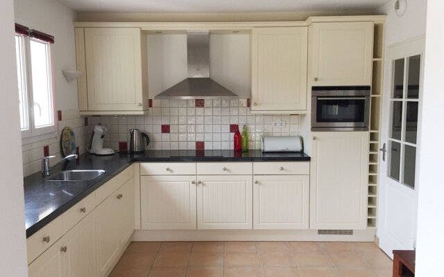 Luxurious Holiday Home in Sampzon With Private Terrace