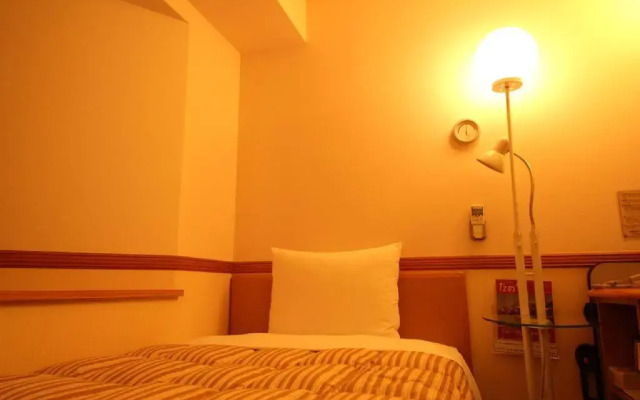 Toyoko Inn Tokyo Tameike-sanno-eki Kantei Minami