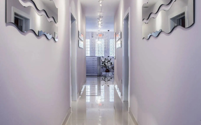 M Boutique Hotel
