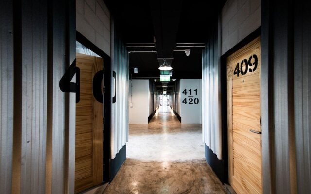 Blu Monkey Hub and Hotel Suratthani