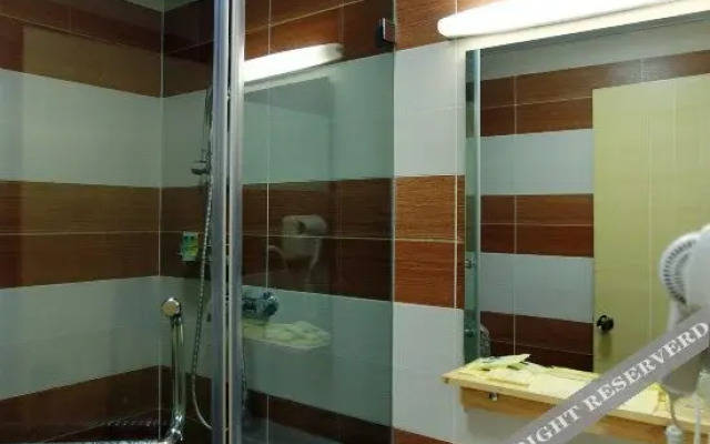 Xinrujia Hostel