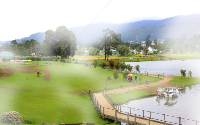 Royal Hills