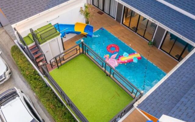 Wonder Hills Pool Villa