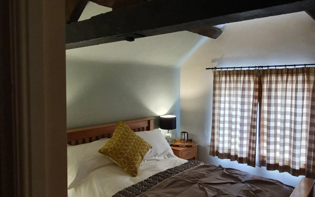 The George Inn