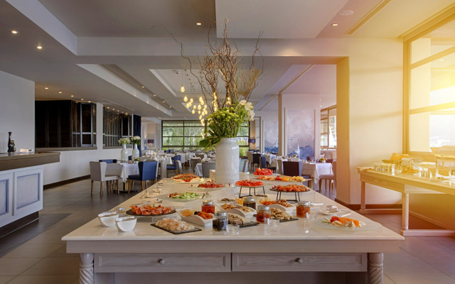 Porto Carras Meliton Hotel