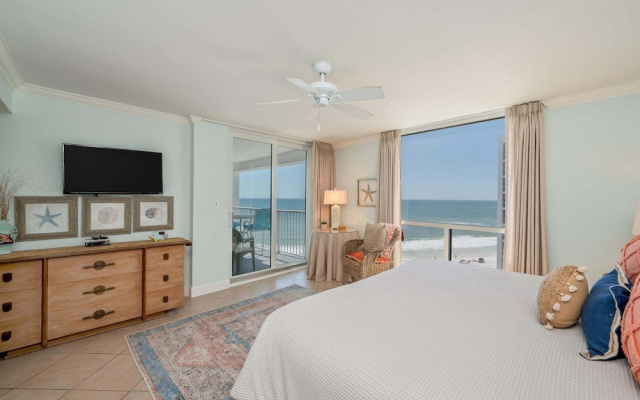 Shoreline Towers 1095 2 Bedroom Condo