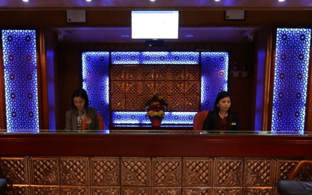 Moon Plaza Hotel