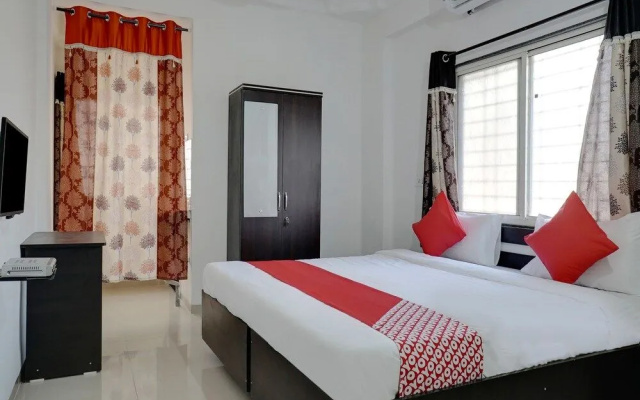 OYO 27821 Hotel Royal Inn Pune