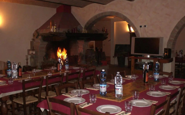 Agriturismo Santa Barbara Country House