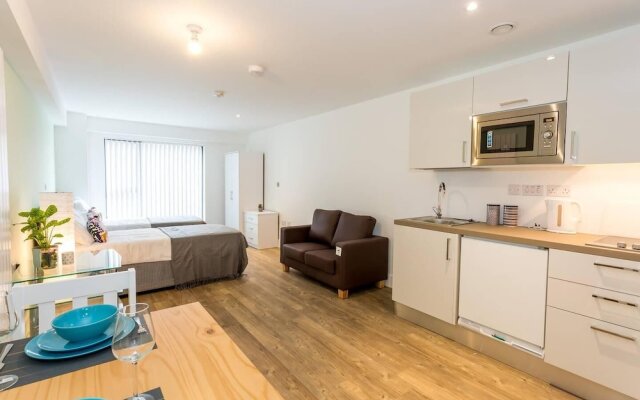 Modern and Spacious Twin Studio