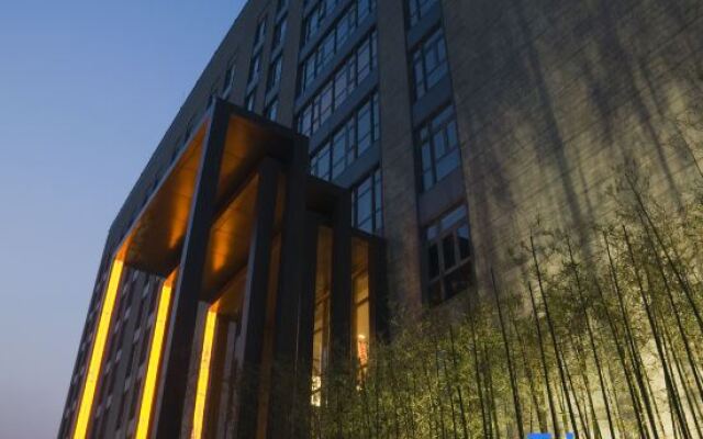shanghai satisfactory smart hotel