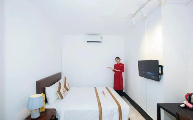 The Rice 131 Bui Vien Hotel