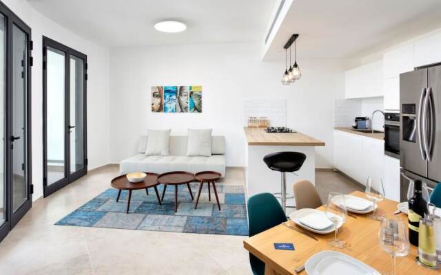 Cozy 2BR in Bezalel by HolyGuest