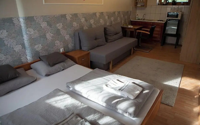 Hunyadi Panzió-Apartman