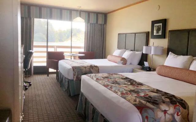 River House Inn, a Baymont by Wyndham