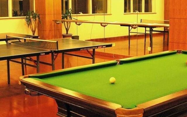 Vienna Classic Hotel (Hengtong Fortune Center Store)