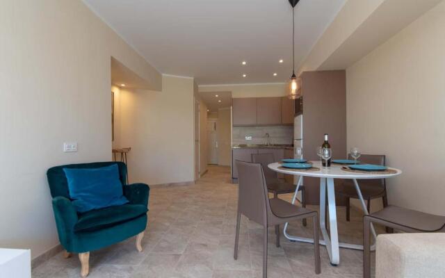 Altamira 73 - One Bed