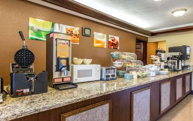 Quality Inn & Suites Macon North