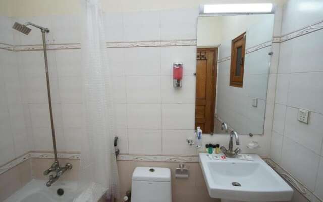 World Inn Karachi