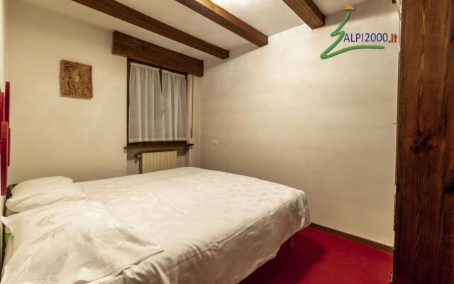 Enrico: large three room apartment. (022036-AT-907442)-369 ENRICO