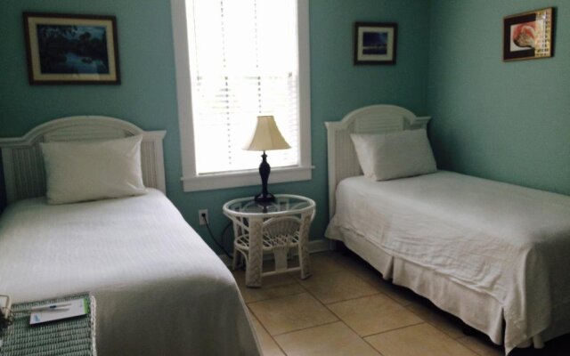 Westwinds Inn