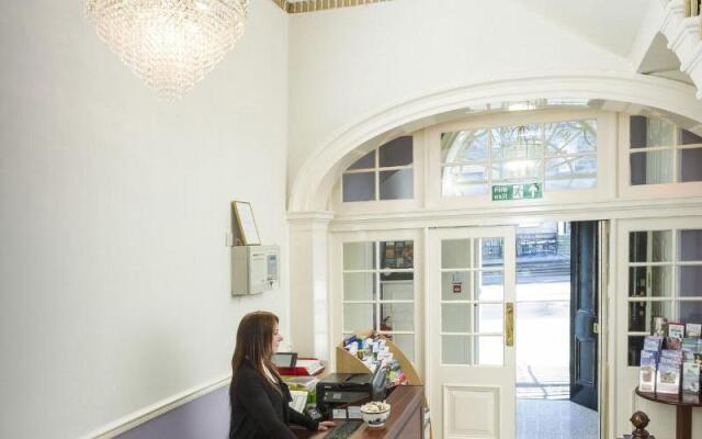 New Town Hotel