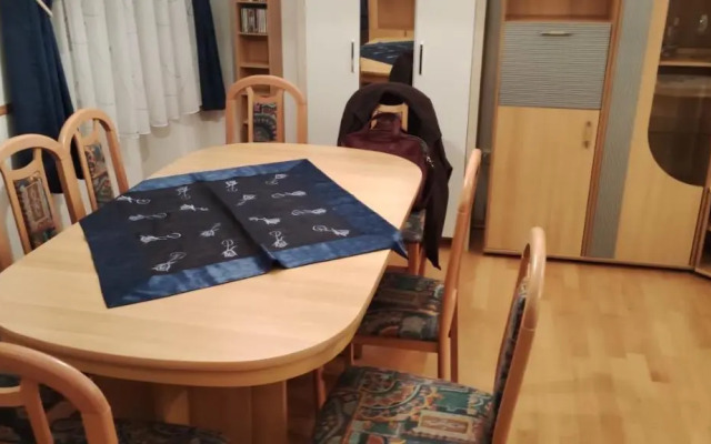 2-room Appartment near Westbahnhof (U 3)