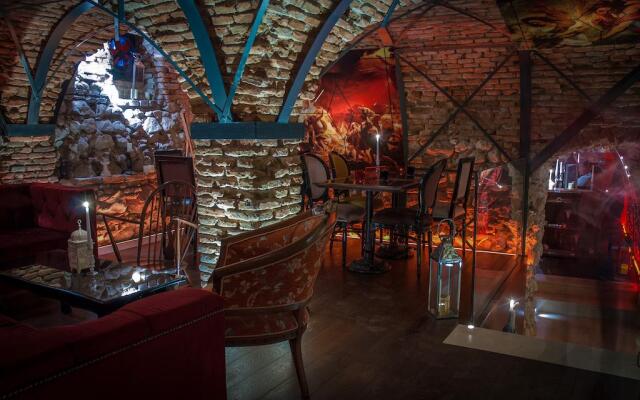 Casa Albert Boutique & Restaurant