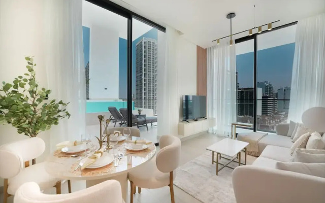 Easygo- Lux 2BR / Private Pool JVC Onyx