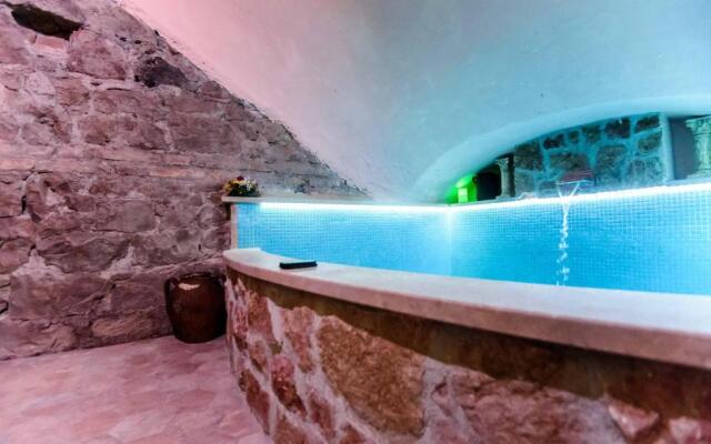 St.Peter's mirror-Romantic view