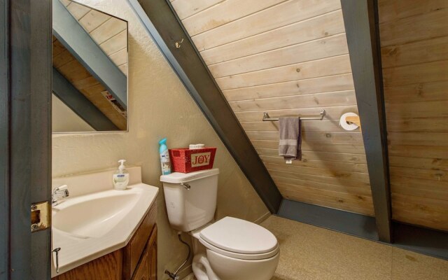 Quintessential Tahoe Cabin