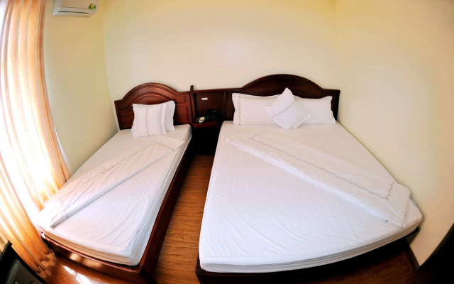 Thuan Thanh Hotel