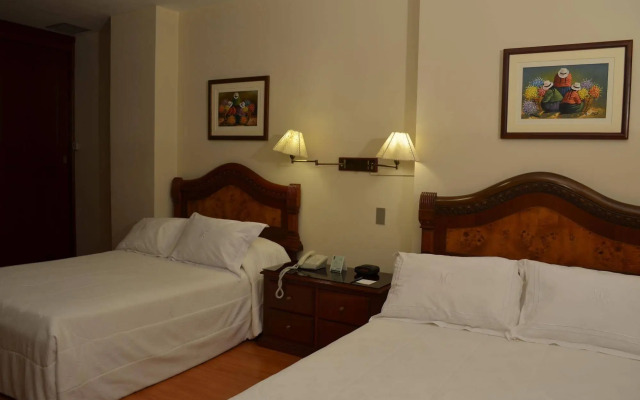 Miraflores Colon Hotel