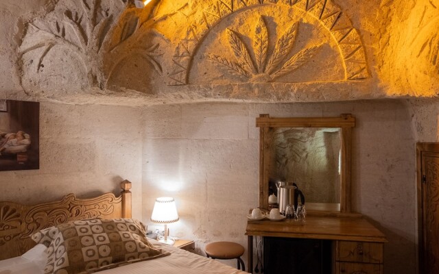 Grand Elite Cave Suites