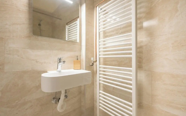 Victoria Majestic Suites Apartments