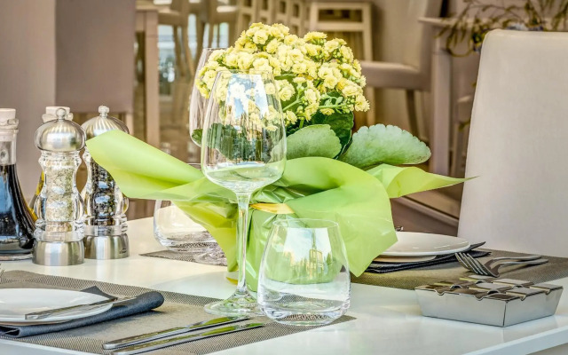 Palotel Luxury Hotel