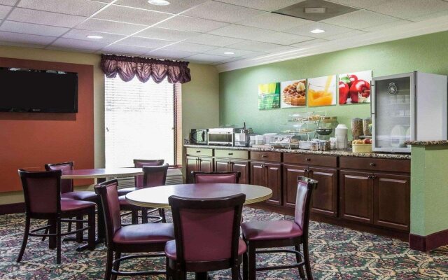 Quality Inn & Suites Lexington South