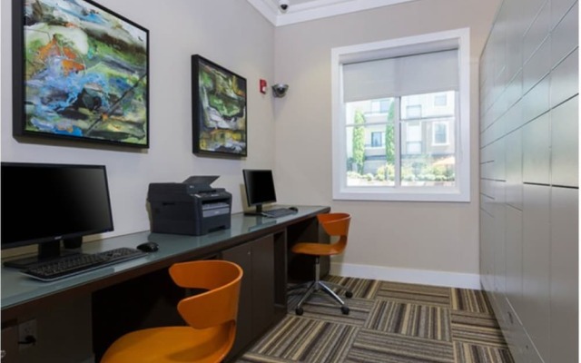 Global Luxury Suites Bridgepoint Circle