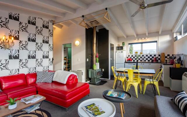 Number 10 Arrowtown Sleeps 12
