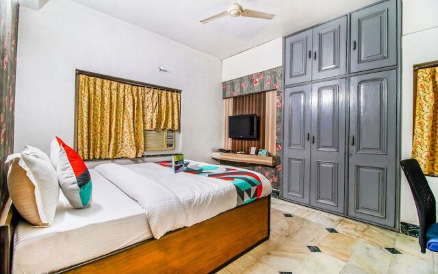 FabExpress Sataksi Guest House