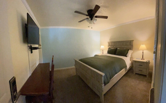 Sierra Woods Lodge