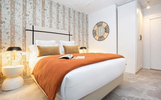 Cozy 2BD Duplex in Seville Center Gran Poder