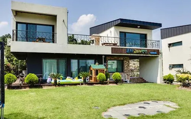 Jeju Cozy Guemmorae Pension