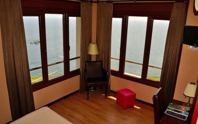 Hotel La Colina