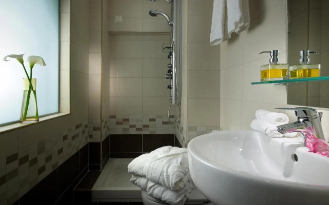 Rea Hotel
