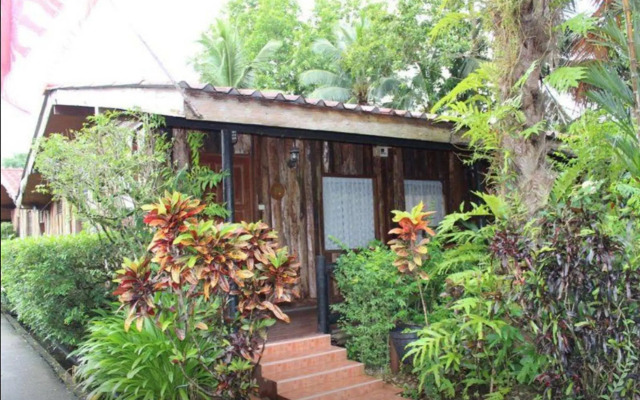 Laoya Inland Resort