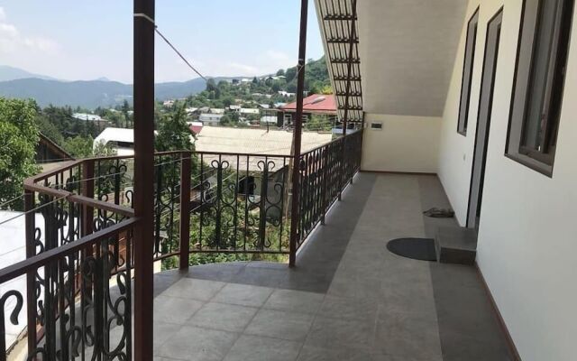 GuestHouse M22