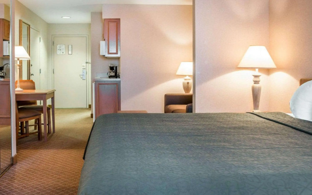 Quality Inn & Suites Monroe