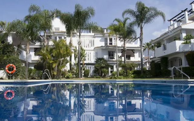 Serinamar - Los Naranjos De Marbella