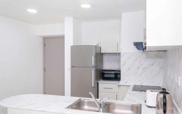 LUX The Marina Ocean View Suite 4